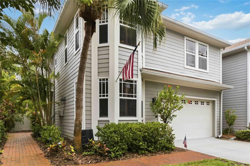 En Venta: $749,999 (4 camas, 3 baños, 2768 Pies cuadrados)