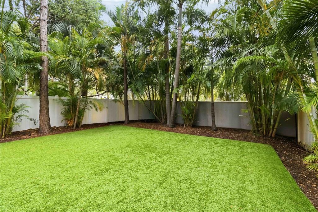 En Venta: $749,999 (4 camas, 3 baños, 2768 Pies cuadrados)