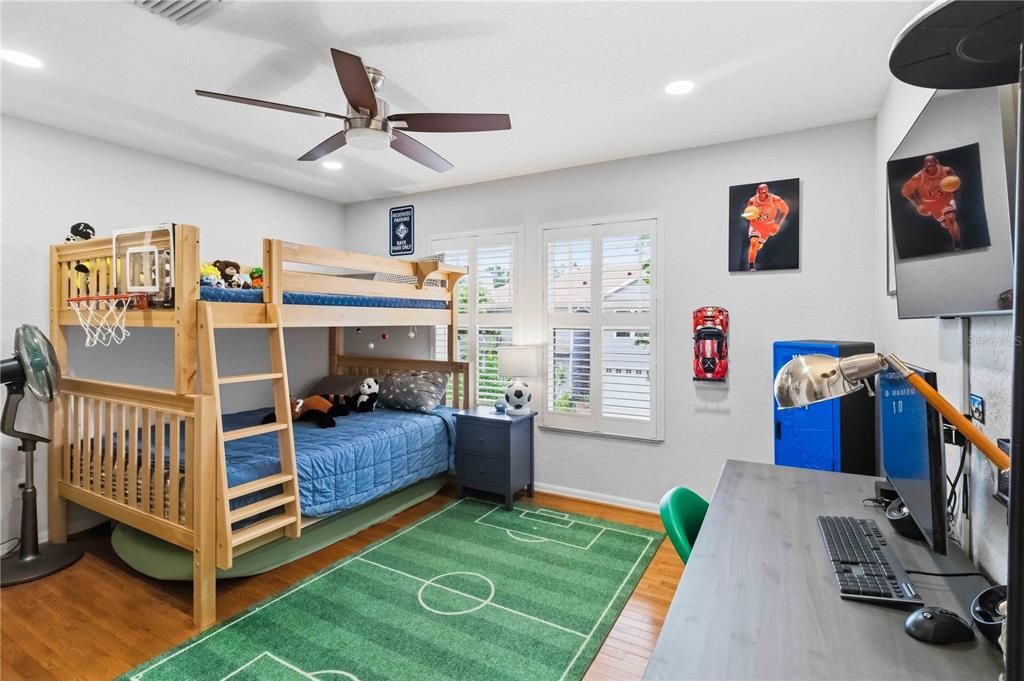 En Venta: $749,999 (4 camas, 3 baños, 2768 Pies cuadrados)