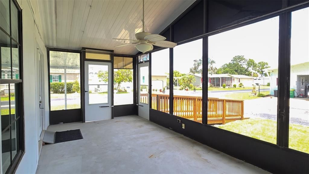 For Sale: $189,000 (3 beds, 2 baths, 1697 Square Feet)