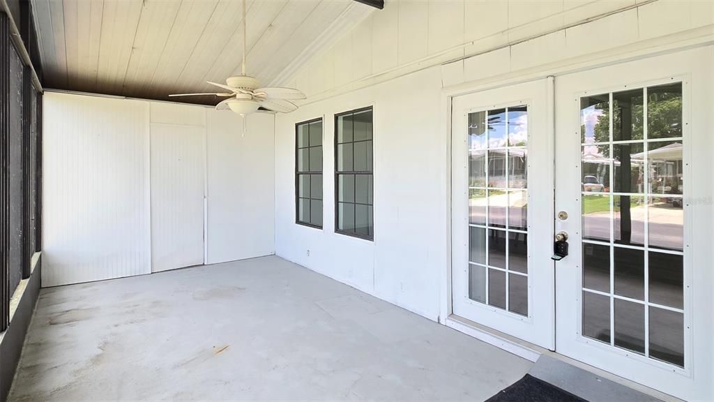 For Sale: $189,000 (3 beds, 2 baths, 1697 Square Feet)