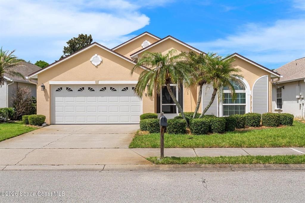 For Sale: $499,900 (3 beds, 2 baths, 1870 Square Feet)