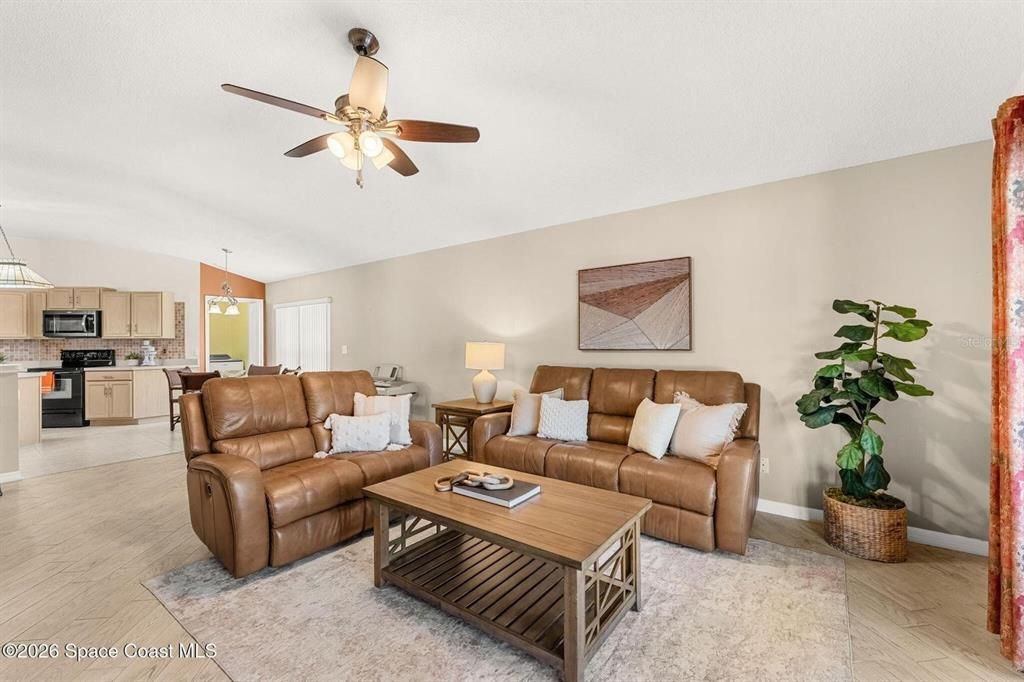 For Sale: $499,900 (3 beds, 2 baths, 1870 Square Feet)