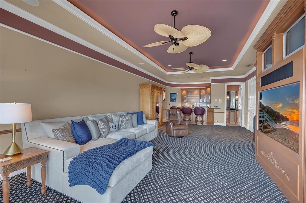 En Venta: $5,500,000 (5 camas, 4 baños, 6035 Pies cuadrados)