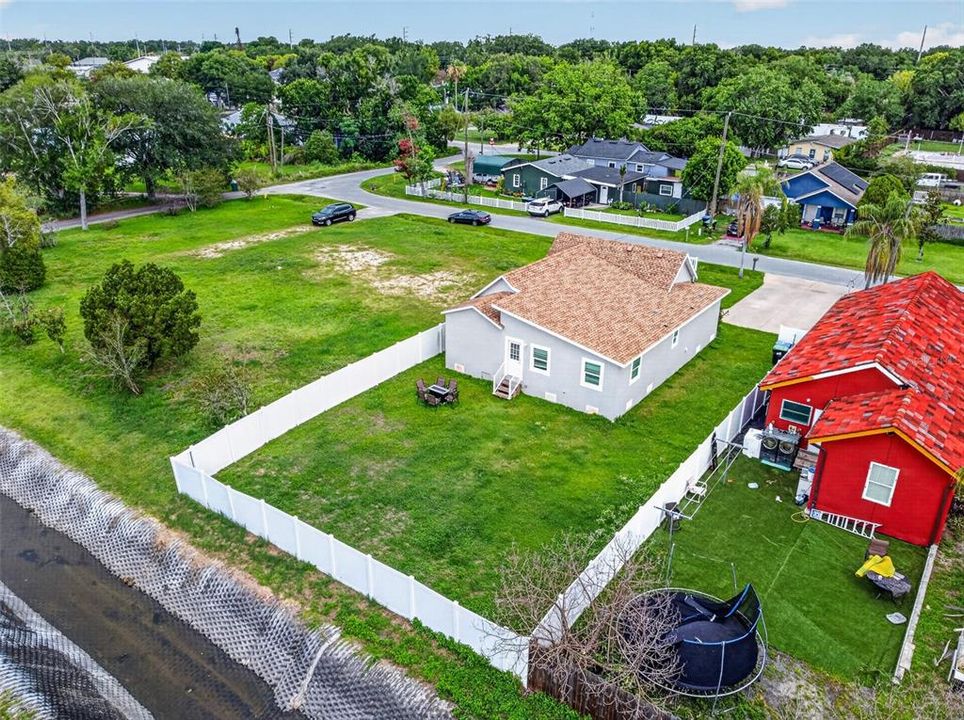 For Sale: $425,000 (3 beds, 2 baths, 1616 Square Feet)