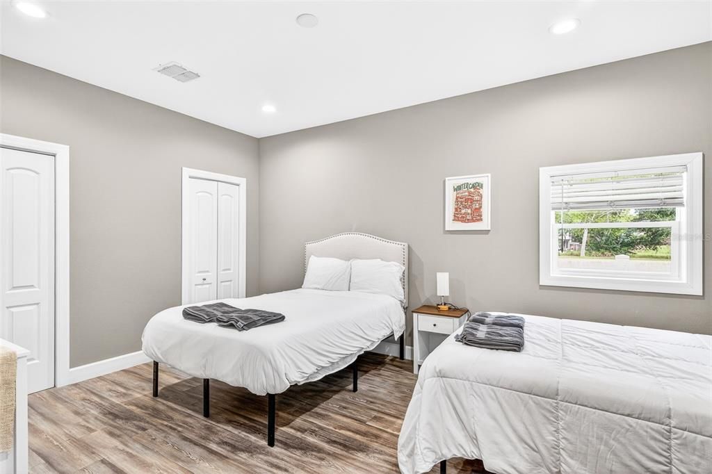 For Sale: $425,000 (3 beds, 2 baths, 1616 Square Feet)