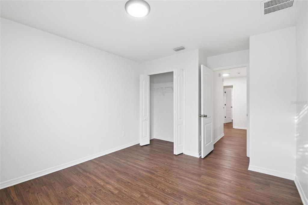 На продажу: $539,900 (4 спален, 2 ванн, 2805 Квадратных фут)