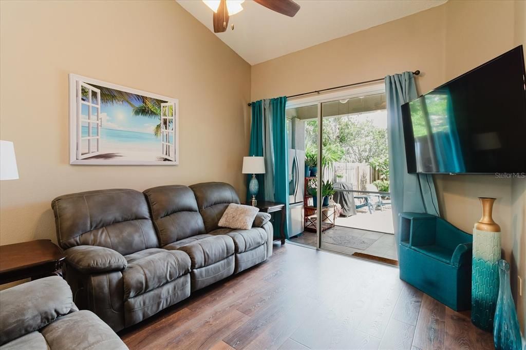 For Sale: $490,000 (3 beds, 2 baths, 1670 Square Feet)