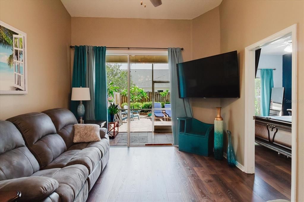 For Sale: $490,000 (3 beds, 2 baths, 1670 Square Feet)