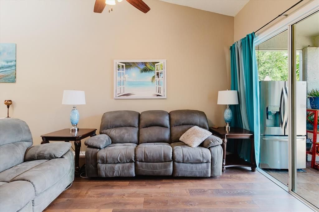 For Sale: $490,000 (3 beds, 2 baths, 1670 Square Feet)