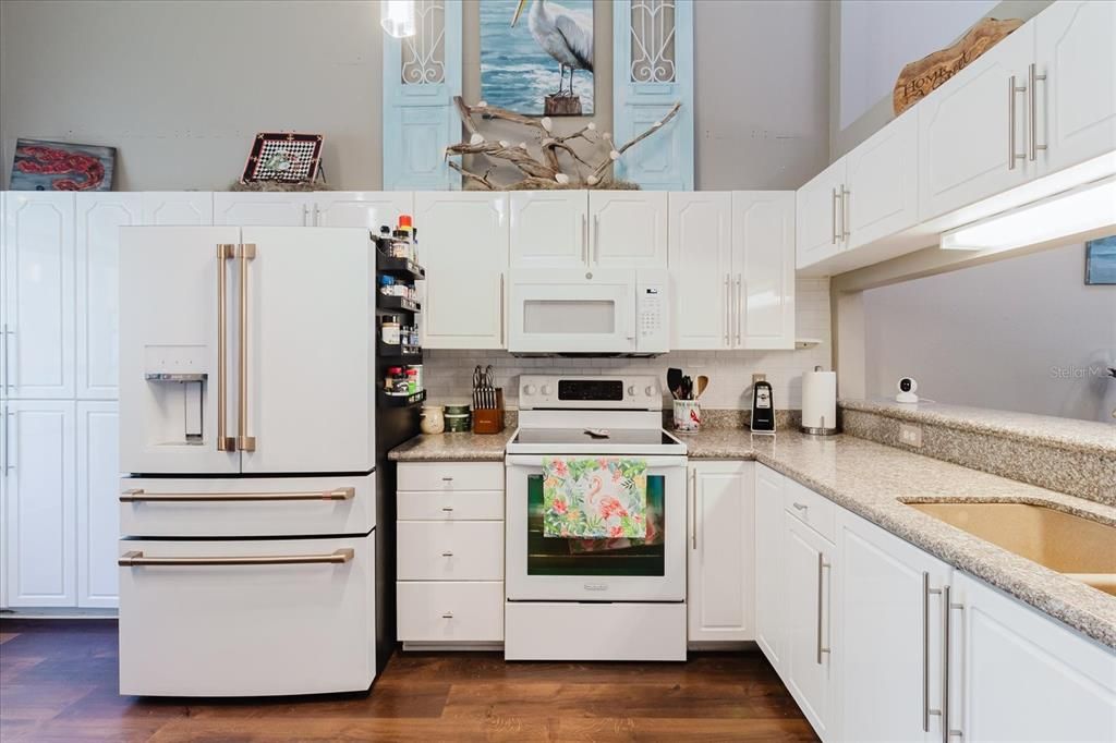 For Sale: $490,000 (3 beds, 2 baths, 1670 Square Feet)