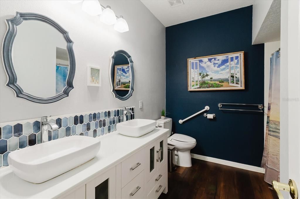 For Sale: $490,000 (3 beds, 2 baths, 1670 Square Feet)