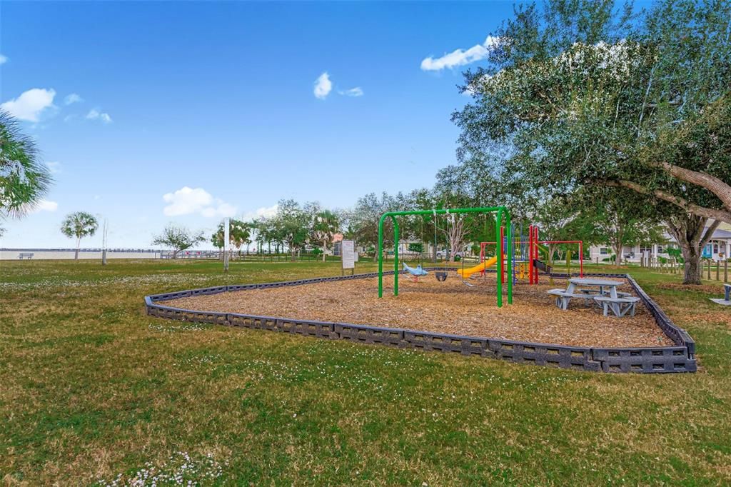 For Sale: $28,000 (0.24 acres)
