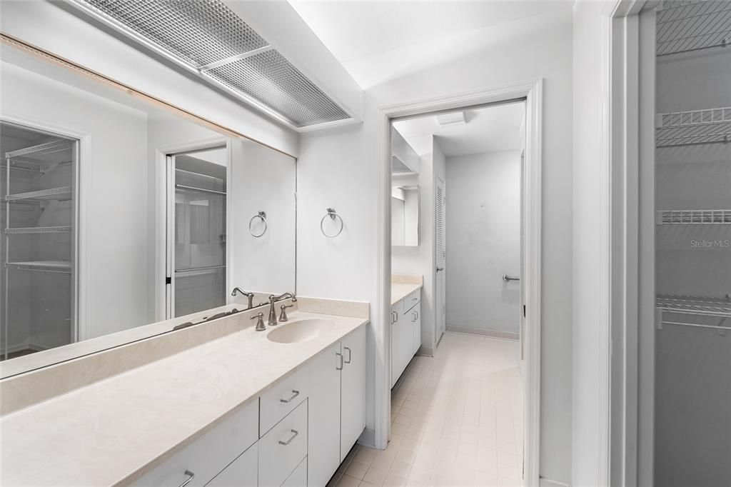 En Venta: $410,000 (3 camas, 2 baños, 1858 Pies cuadrados)