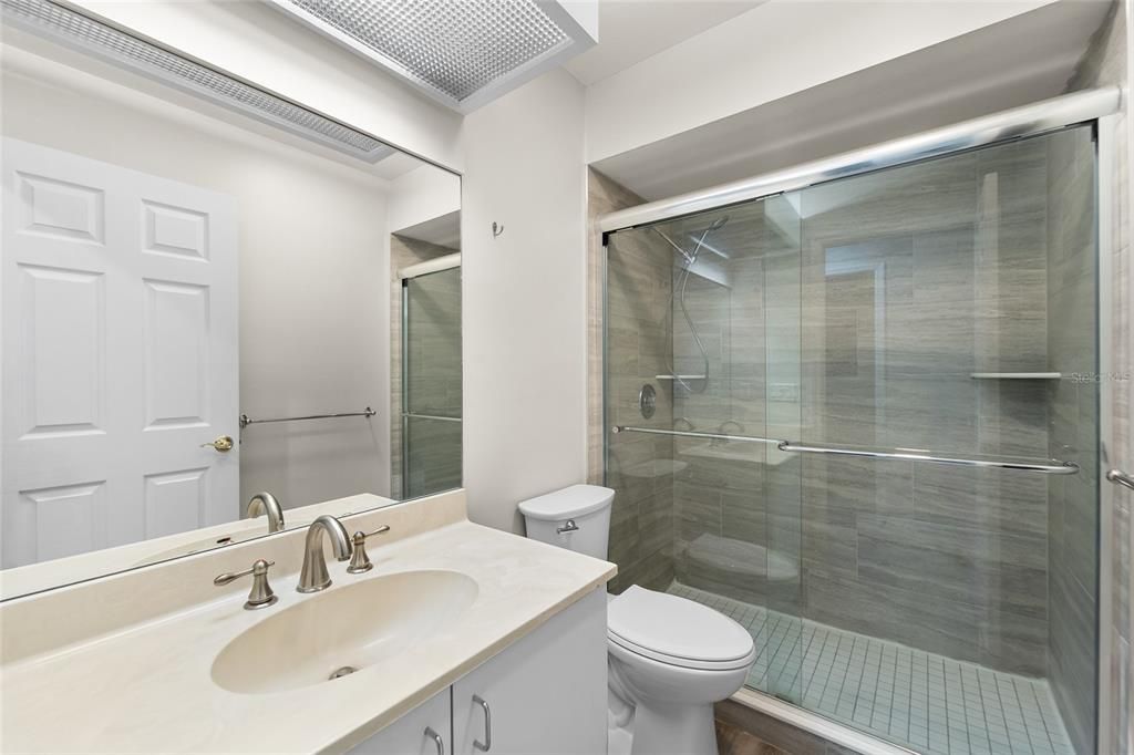 En Venta: $410,000 (3 camas, 2 baños, 1858 Pies cuadrados)