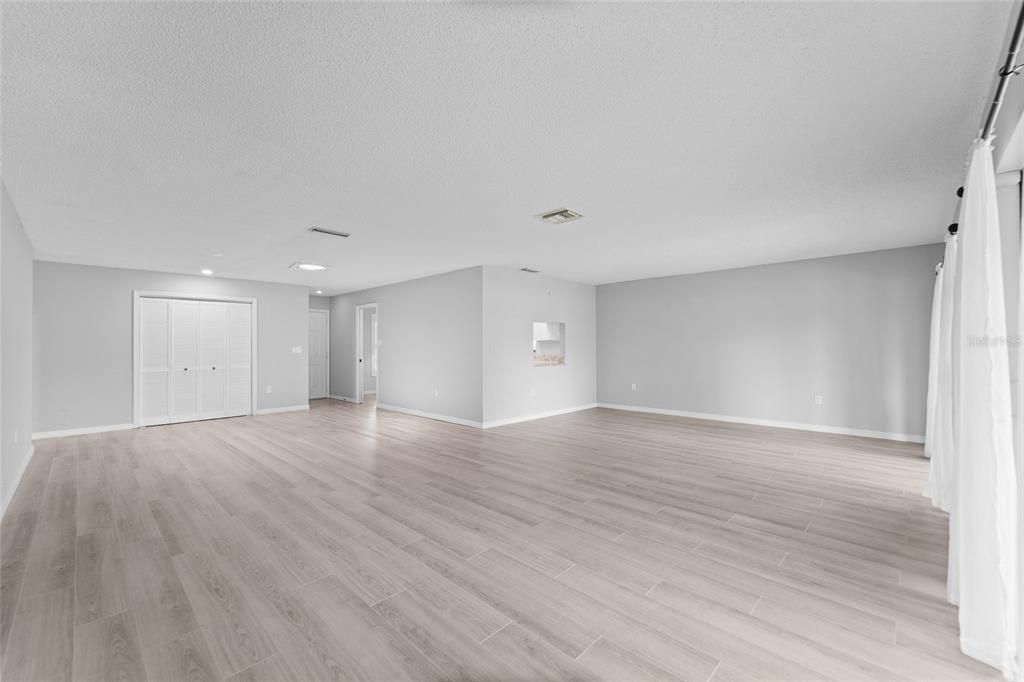 En Venta: $410,000 (3 camas, 2 baños, 1858 Pies cuadrados)