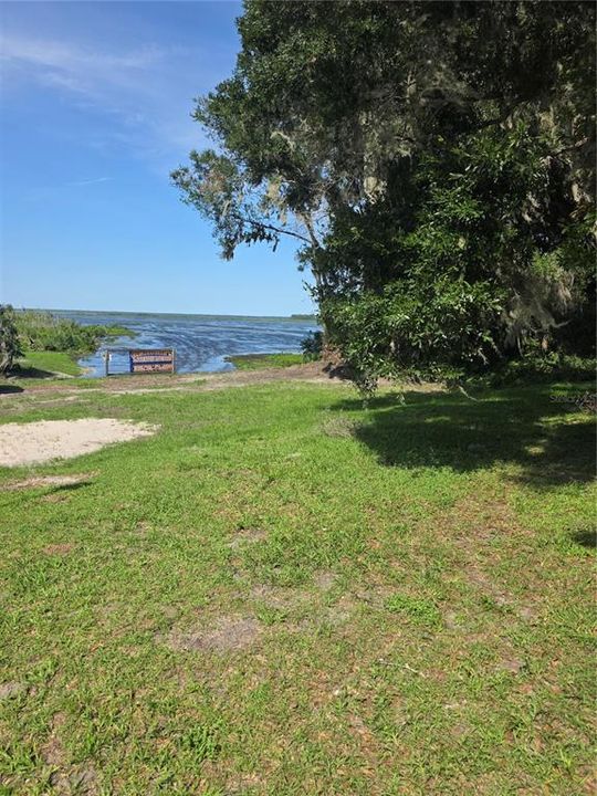For Sale: $184,500 (2 beds, 2 baths, 728 Square Feet)