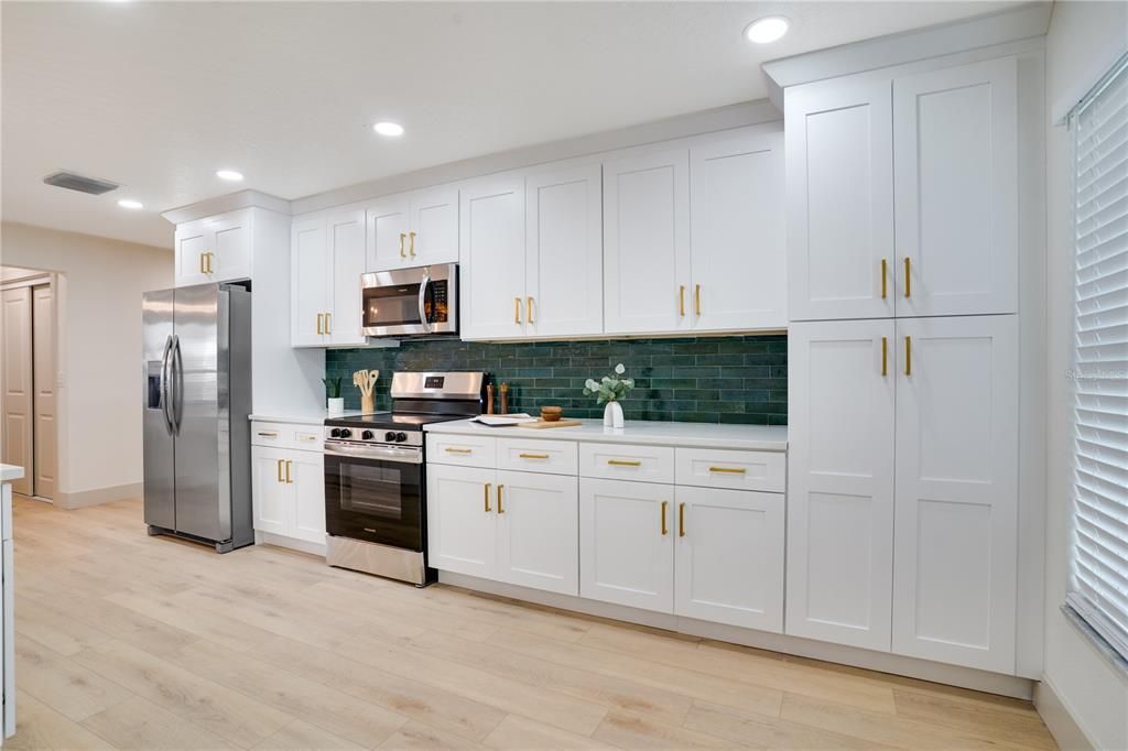For Sale: $535,000 (3 beds, 2 baths, 2003 Square Feet)