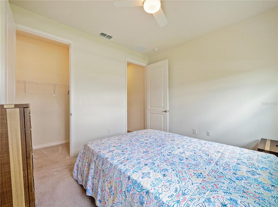 For Sale: $399,000 (3 beds, 2 baths, 1662 Square Feet)