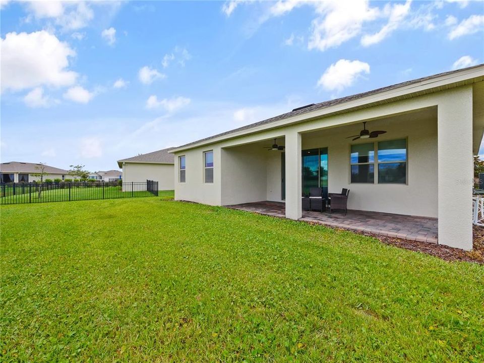 For Sale: $399,000 (3 beds, 2 baths, 1662 Square Feet)