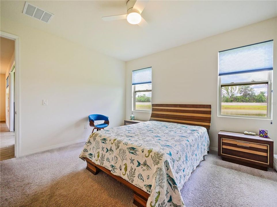 For Sale: $399,000 (3 beds, 2 baths, 1662 Square Feet)