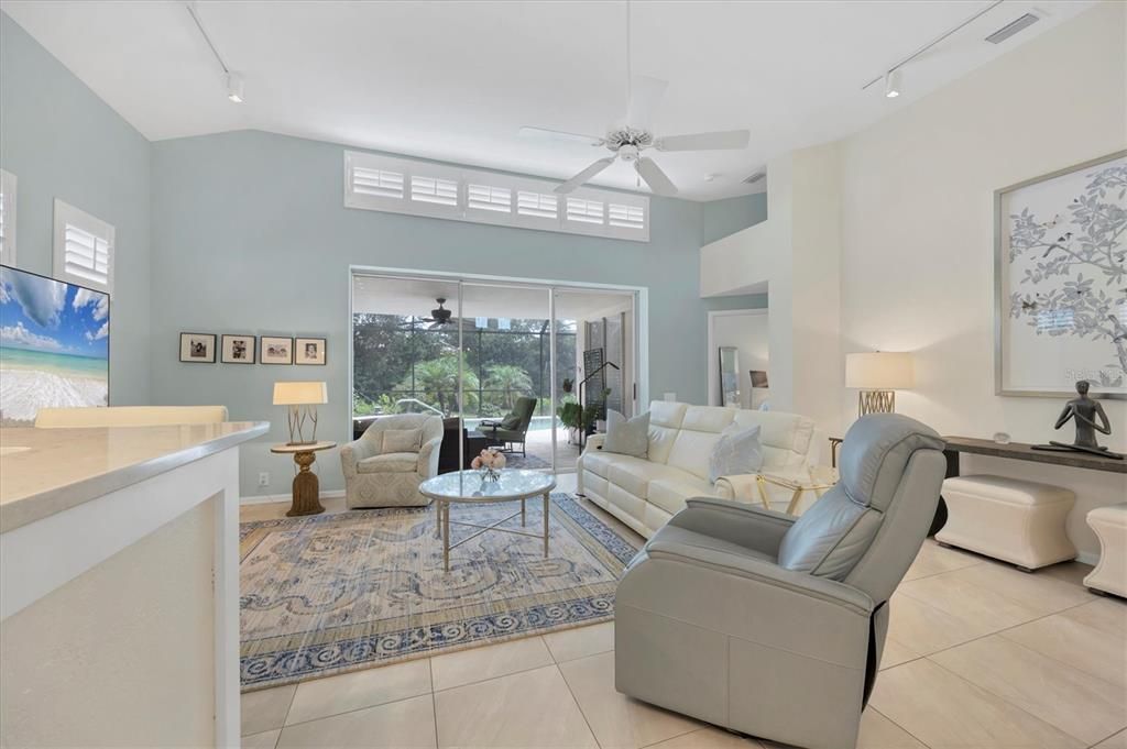 For Sale: $750,000 (3 beds, 2 baths, 2051 Square Feet)