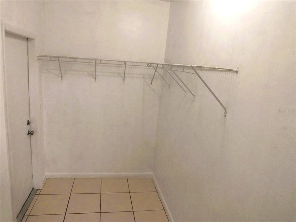 На продажу: $282,500 (3 спален, 1 ванн, 952 Квадратных фут)