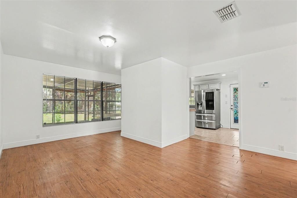 For Sale: $445,000 (3 beds, 2 baths, 1748 Square Feet)
