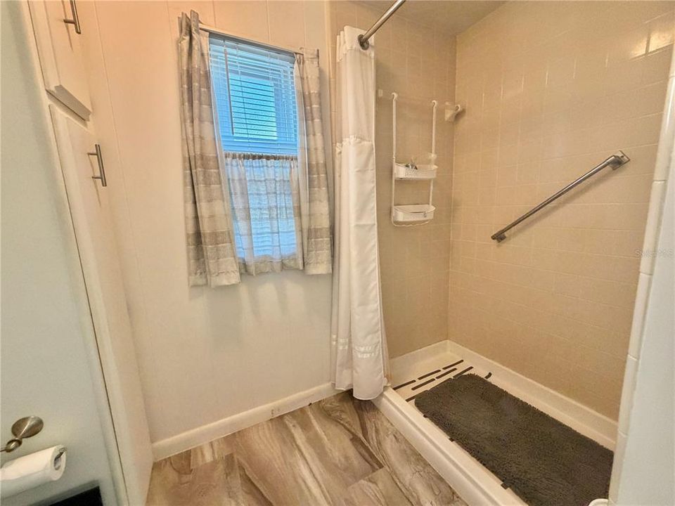 For Sale: $159,900 (2 beds, 2 baths, 1152 Square Feet)