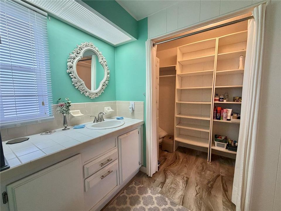 For Sale: $159,900 (2 beds, 2 baths, 1152 Square Feet)