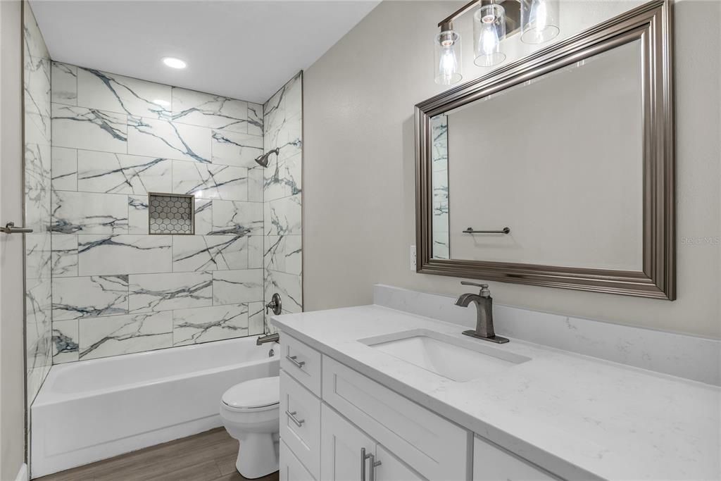 For Sale: $394,900 (2 beds, 2 baths, 1584 Square Feet)