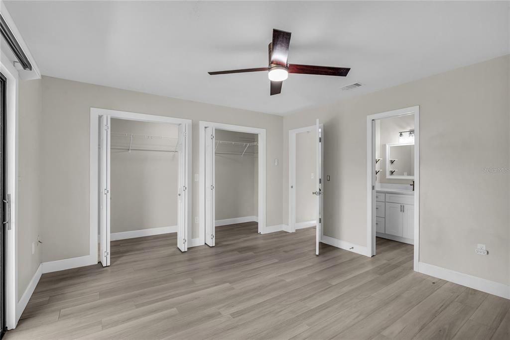 For Sale: $394,900 (2 beds, 2 baths, 1584 Square Feet)