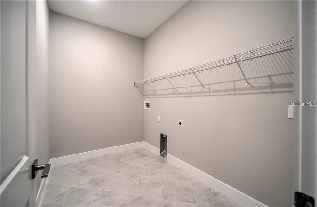 В аренду: $4,500 (4 спален, 3 ванн, 4389 Квадратных фут)