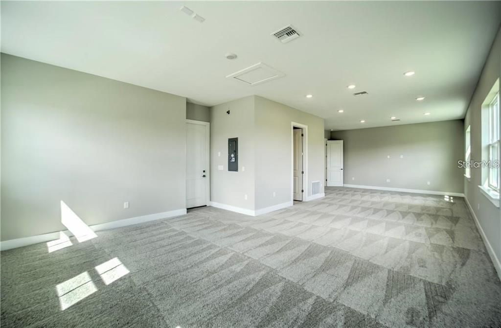 В аренду: $4,500 (4 спален, 3 ванн, 4389 Квадратных фут)