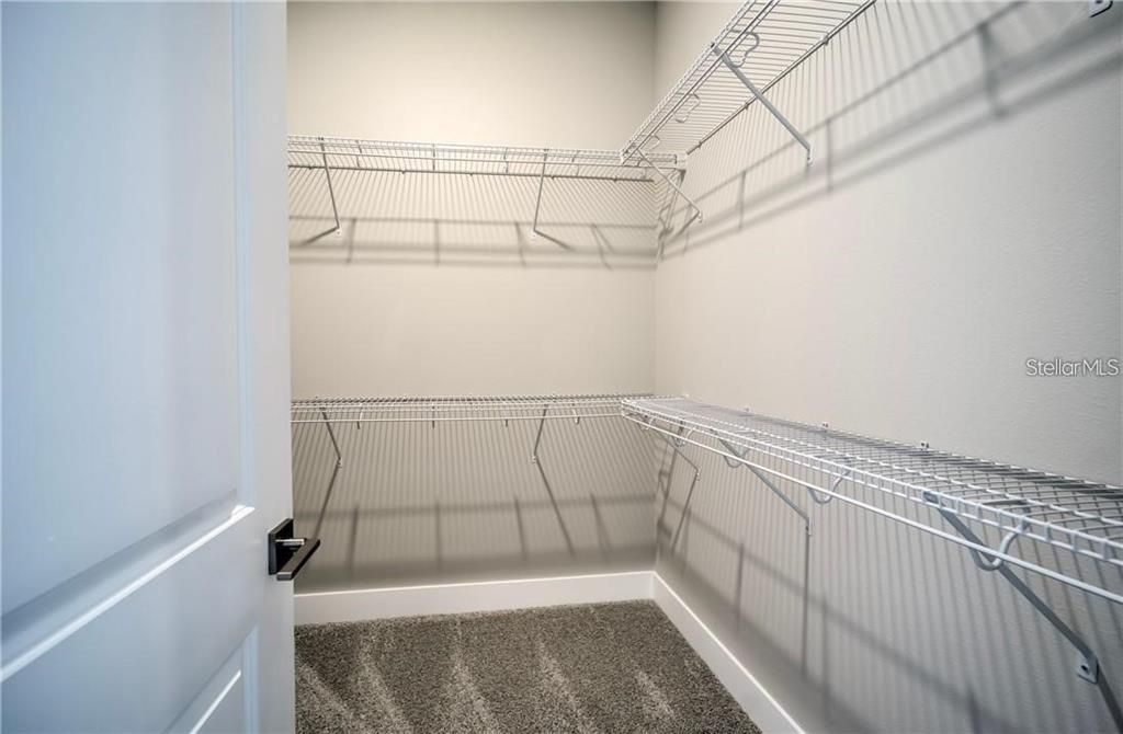 В аренду: $4,500 (4 спален, 3 ванн, 4389 Квадратных фут)