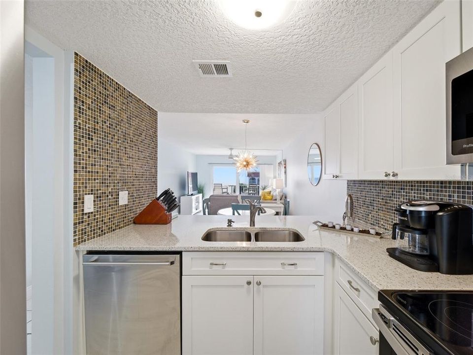 En Venta: $500,000 (2 camas, 2 baños, 912 Pies cuadrados)