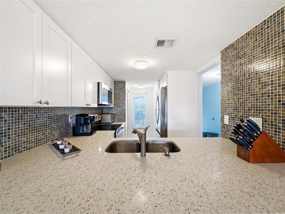 En Venta: $500,000 (2 camas, 2 baños, 912 Pies cuadrados)