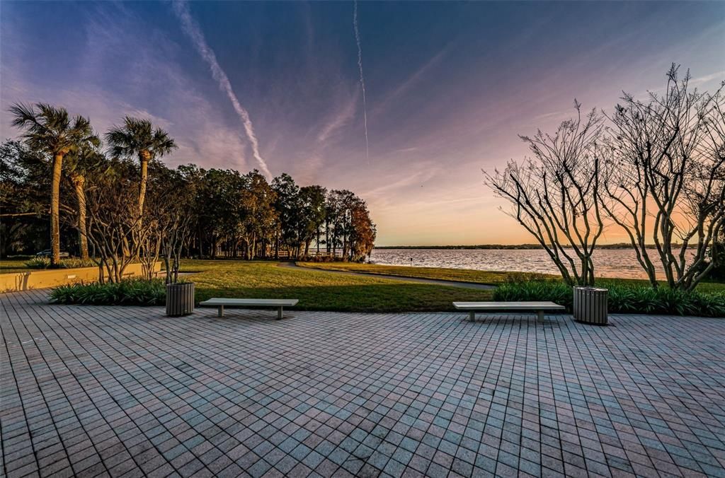 En Venta: $859,900 (4 camas, 3 baños, 2745 Pies cuadrados)