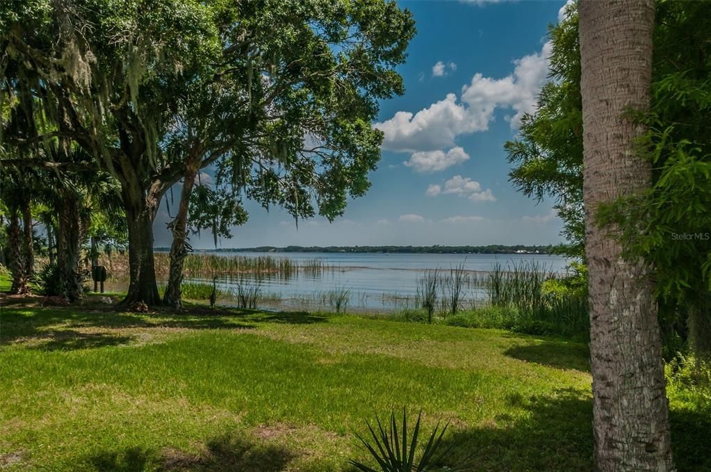 En Venta: $859,900 (4 camas, 3 baños, 2745 Pies cuadrados)