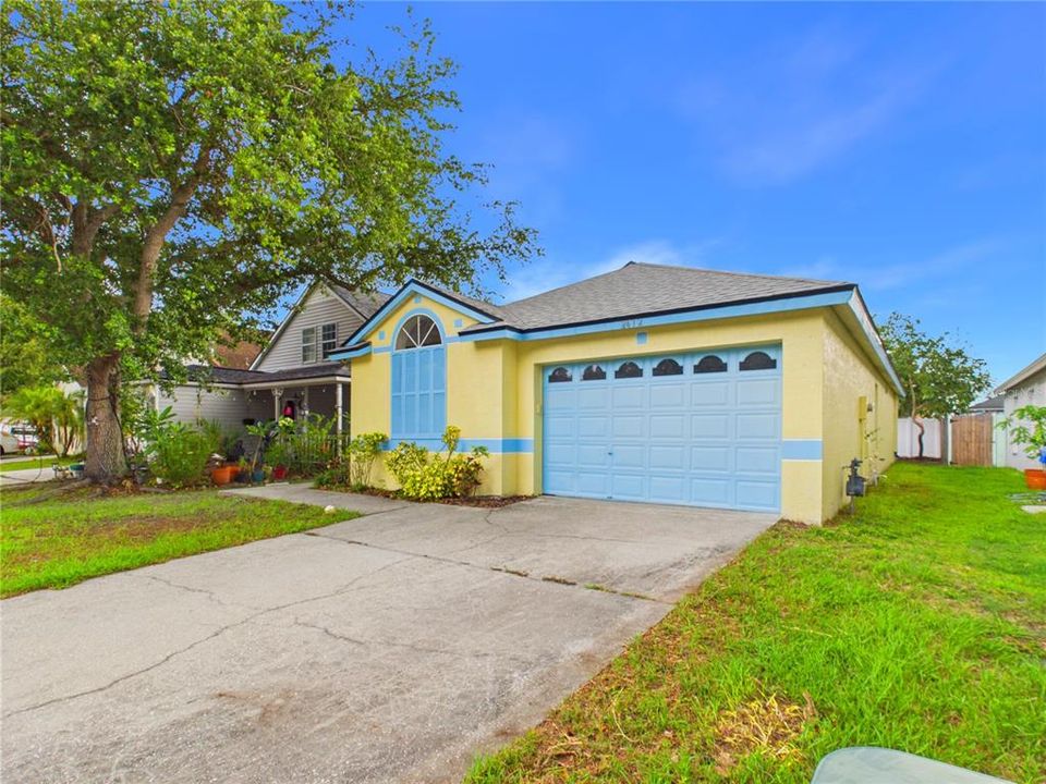 For Sale: $334,900 (4 beds, 2 baths, 1358 Square Feet)