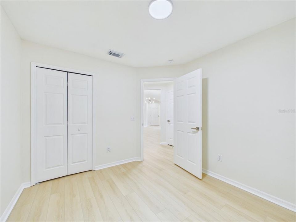 For Sale: $334,900 (4 beds, 2 baths, 1358 Square Feet)