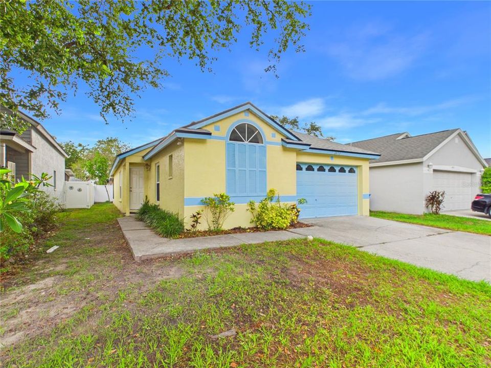 For Sale: $334,900 (4 beds, 2 baths, 1358 Square Feet)