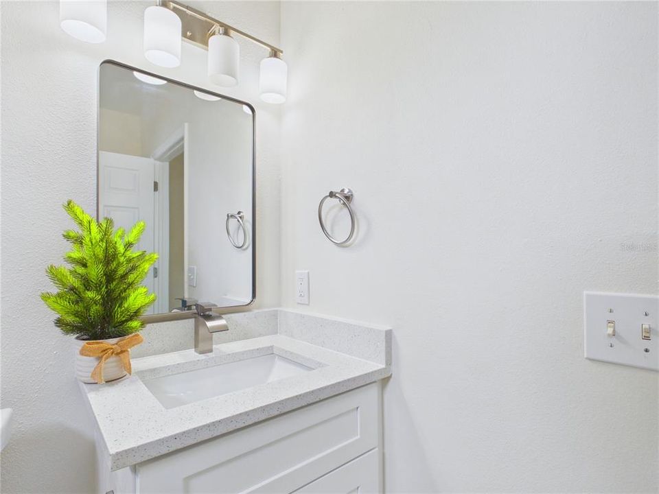 For Sale: $334,900 (4 beds, 2 baths, 1358 Square Feet)