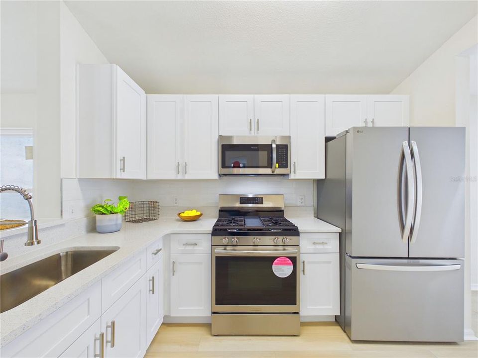 For Sale: $334,900 (4 beds, 2 baths, 1358 Square Feet)