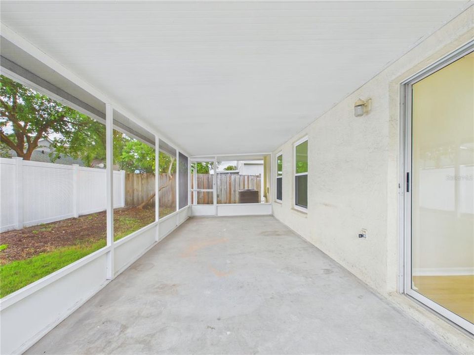 For Sale: $334,900 (4 beds, 2 baths, 1358 Square Feet)