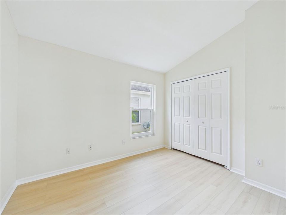 For Sale: $334,900 (4 beds, 2 baths, 1358 Square Feet)