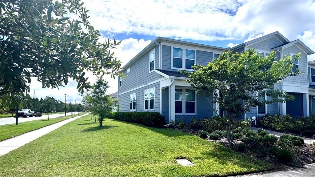 For Rent: $3,050 (3 beds, 2 baths, 1620 Square Feet)