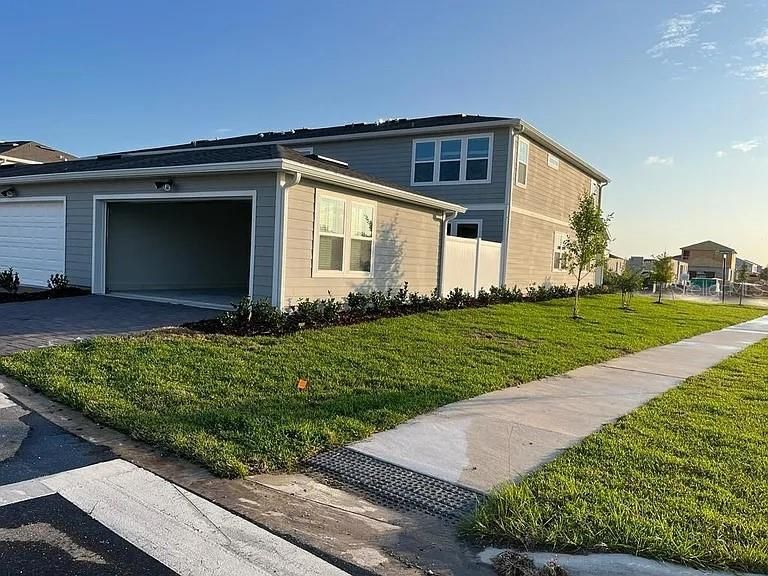 For Rent: $3,050 (3 beds, 2 baths, 1620 Square Feet)