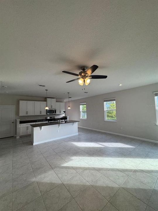 For Sale: $345,000 (3 beds, 2 baths, 1771 Square Feet)