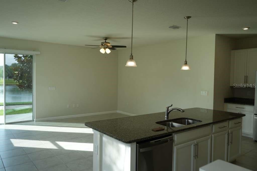 For Sale: $345,000 (3 beds, 2 baths, 1771 Square Feet)